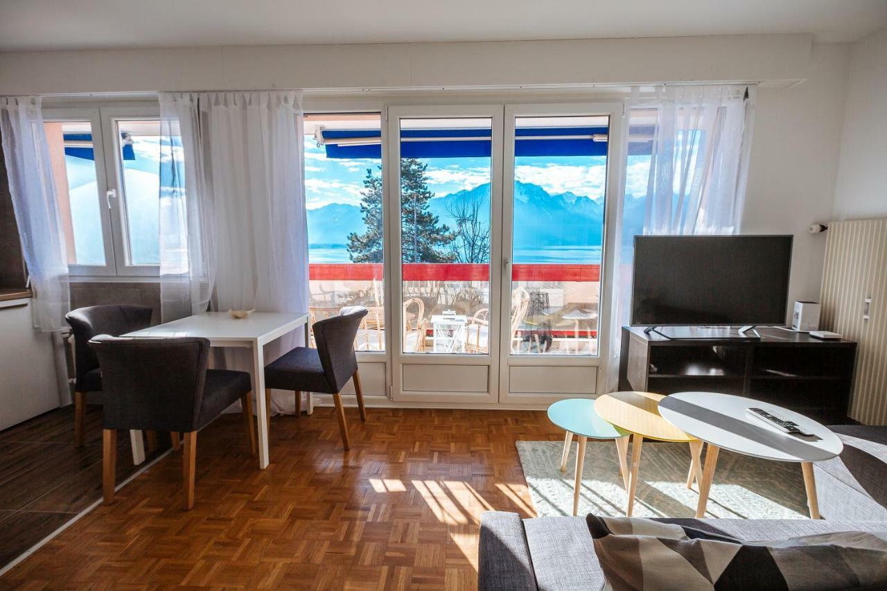 Terrace With Lake & Mountain View Montreux Luaran gambar
